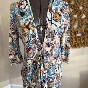 sparrow Cream Knit  Cardigan Size L with Red and Blue Floral Motif Hook Clapse